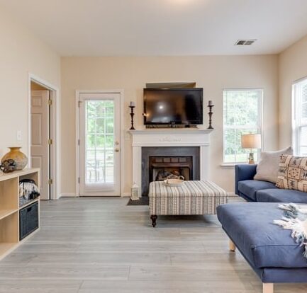 living-room-8370686_640